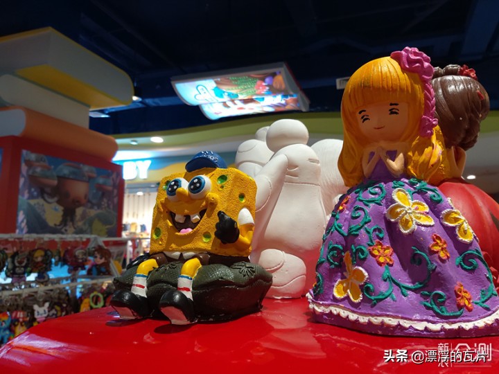 三星galaxya8s,三星galaxya8s评测