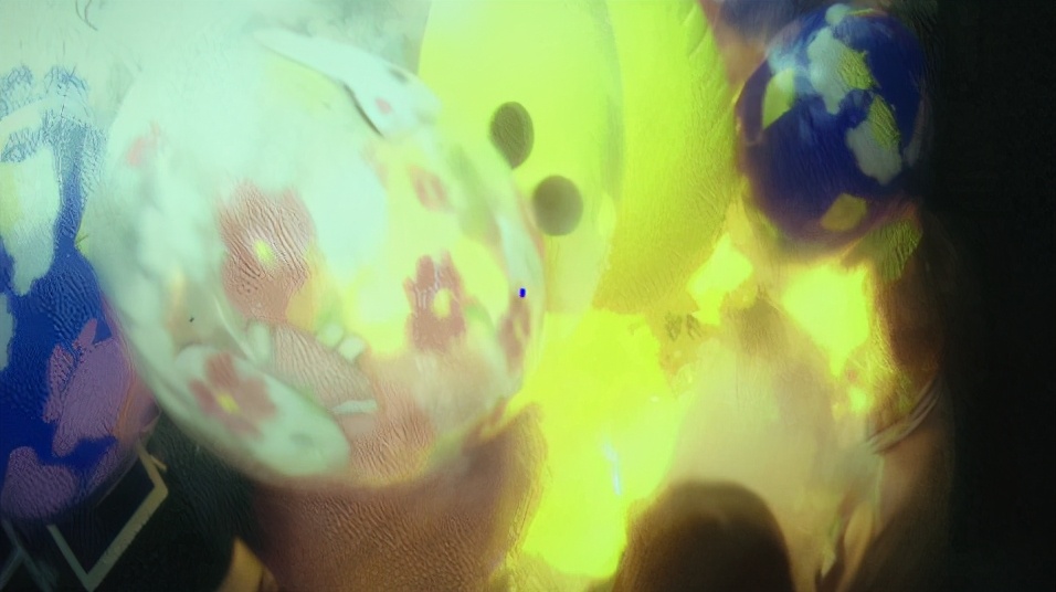 一开门就爆炸,一打开手机消息都炸了