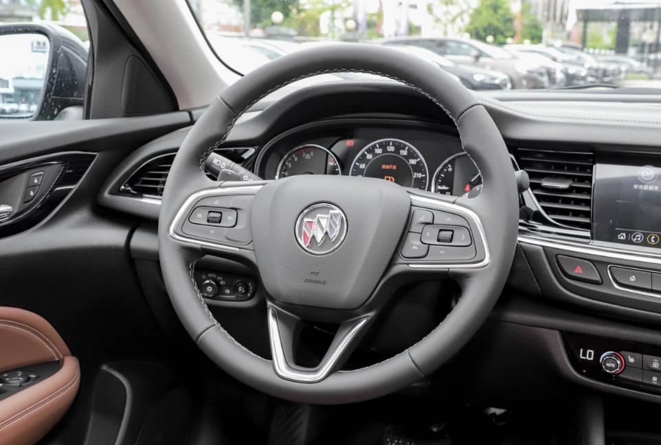 别克君威哪里值得购买保值,别克君威gs保值率