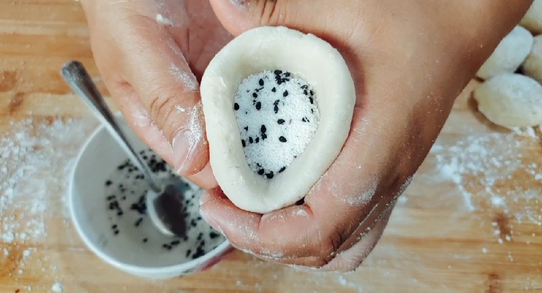 脆皮油炸流心糖糕做法,油炸糖糕配方做法