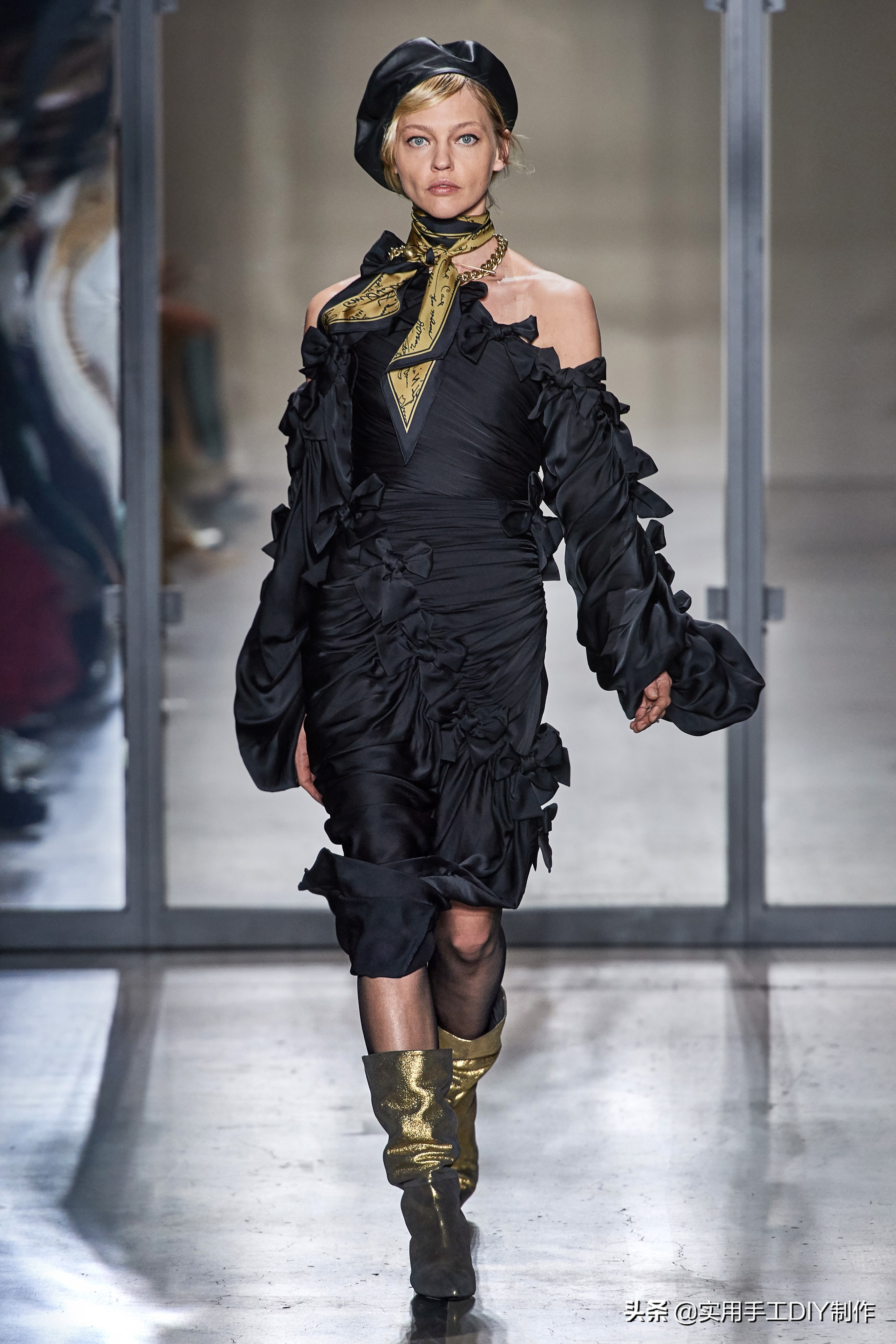 zimmermann连衣裙2019,zimmermann连衣裙2022春夏成衣系列