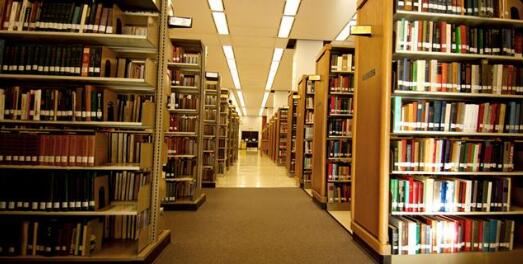 泰国大学的图书馆到底怎么样？快来瞧一瞧