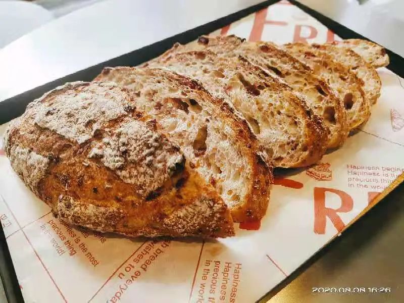 长沙10大面包店,长沙面包店本地人推荐必吃第一名