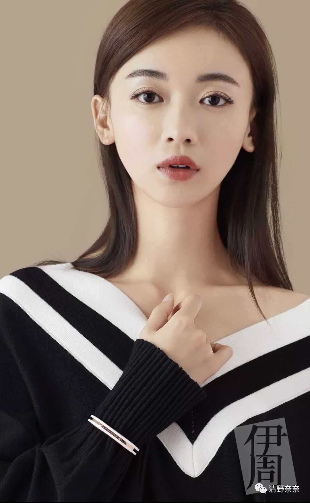 这个世界欠我,这个世界欠我一份快乐