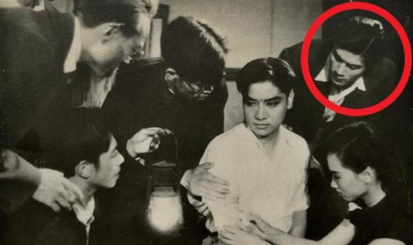 19岁潜伏，63岁饰演姜子牙，“七一勋章”获得者蓝天野有多牛？