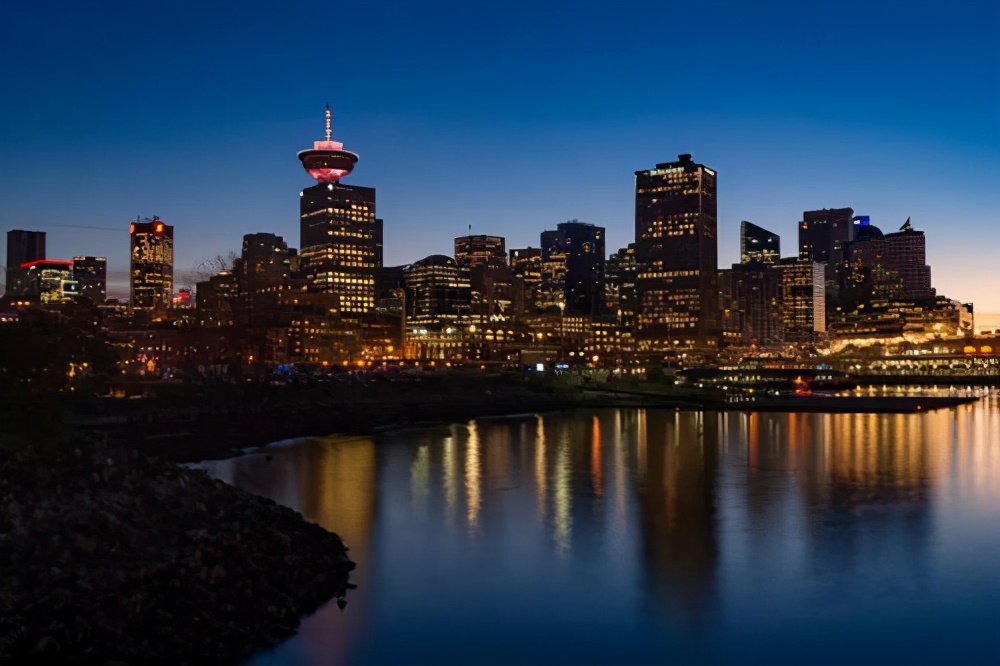 移民加拿大后，加拿大的税制及纳税情况是怎样的？