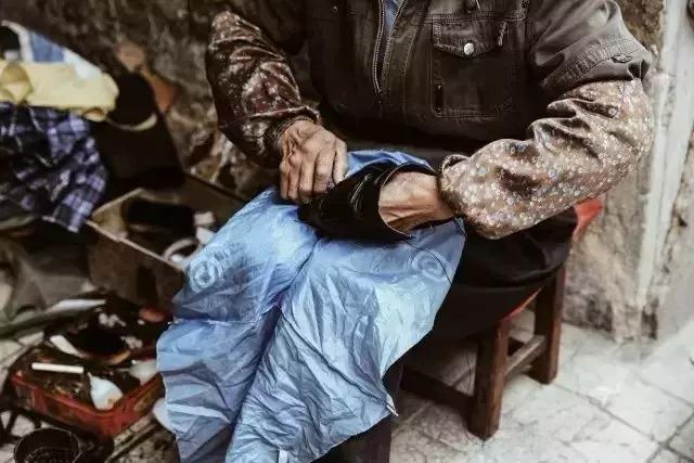 再见了大别山原唱歌曲,再见了大别山完整版原唱