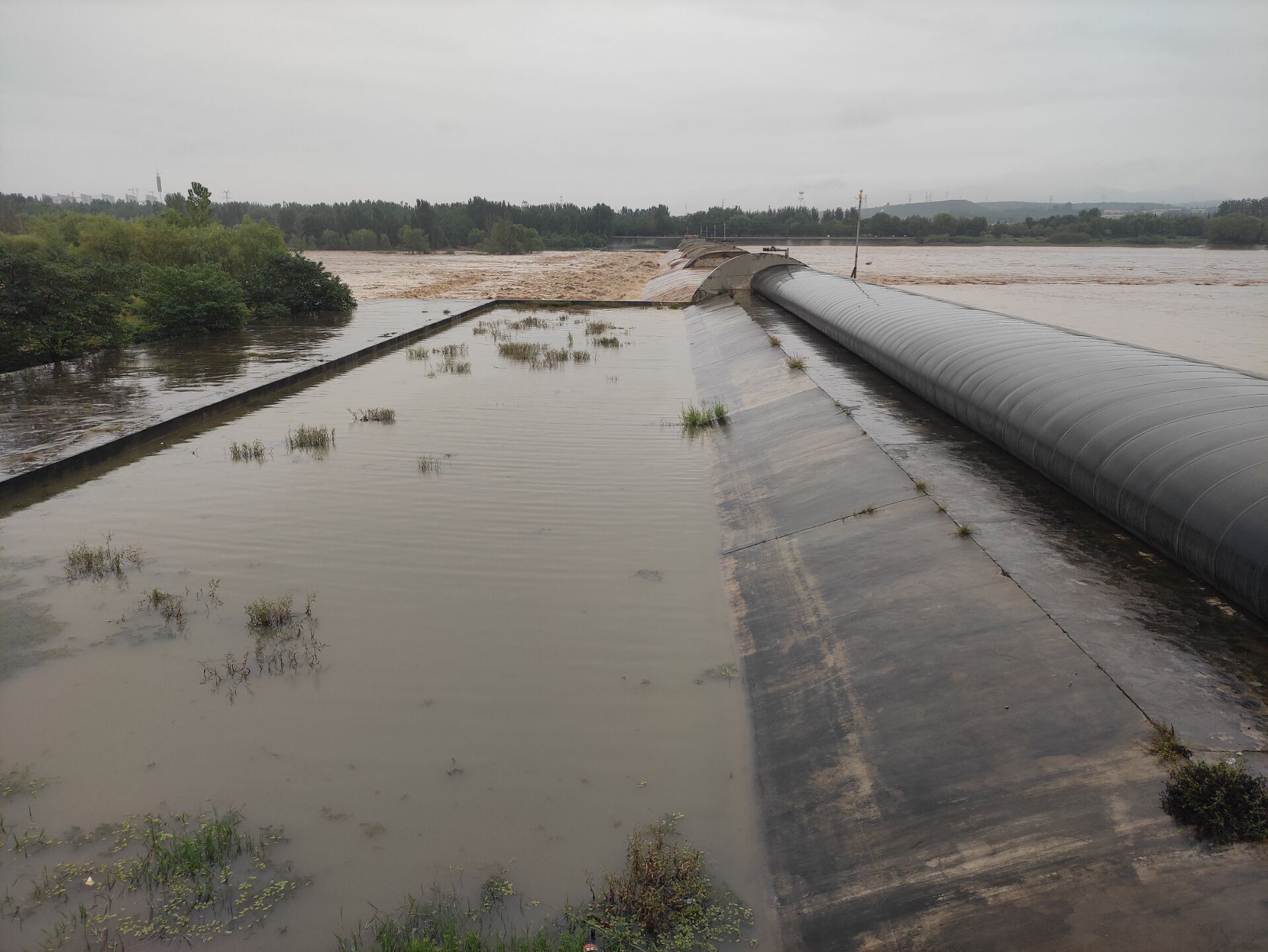 洛阳历史大暴雨,洛阳暴雨奇观图片