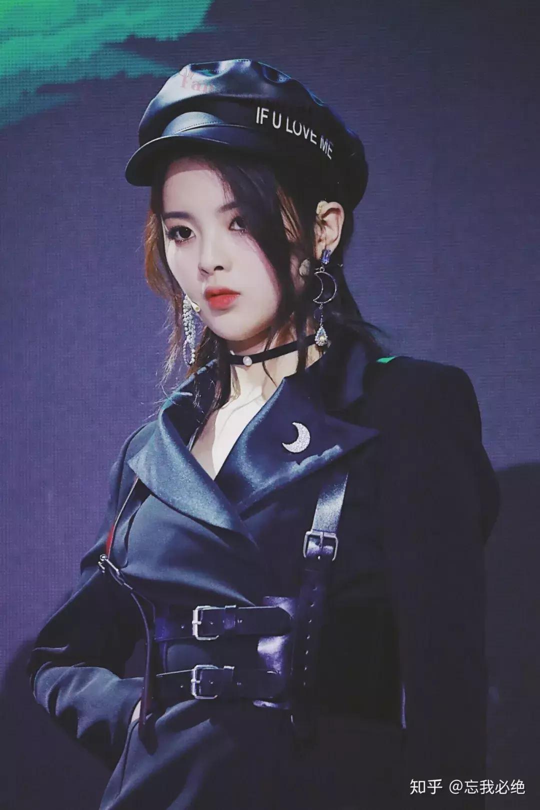 杨超越杯编程大赛,杨超越编程杯大赛合集