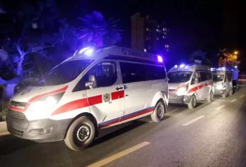 暖心慰问共克时艰|荣盛发展天津区域公司慰问一线工作者