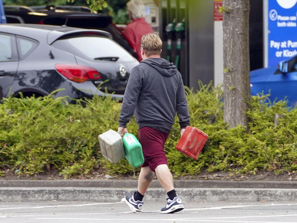 英国脱欧严重劳动力短缺,脱欧导致英国失业率上升原因