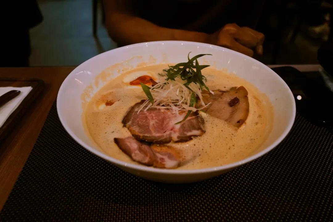 这该死的魅力原版视频,这该死的魅力原版