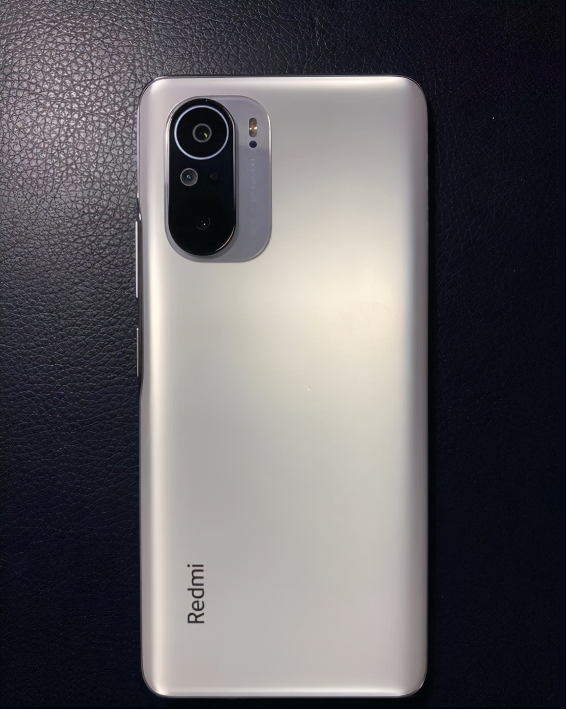 什么国产手机在香港卖得比较便宜,香港人来深圳喜欢买什么