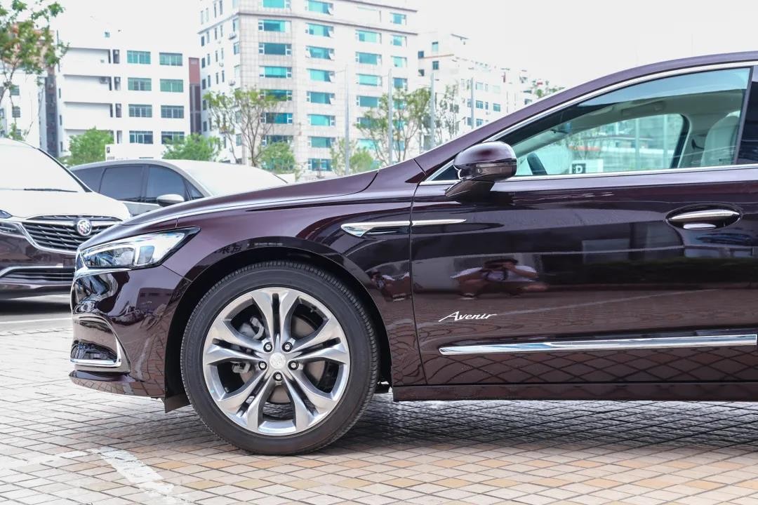 22款君越艾维亚沉浸式体验,君越艾维亚空间表现