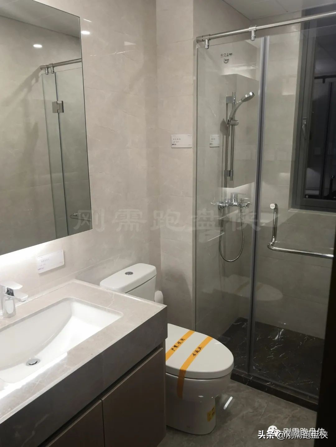 临平中天汀洲印月户型分析,地段不好装修也是浪费钱