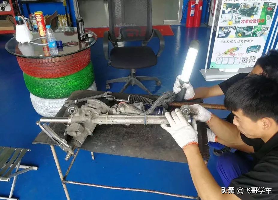 2011款斯巴鲁傲虎后备箱异响,斯巴鲁傲虎加油门发动机一边异响