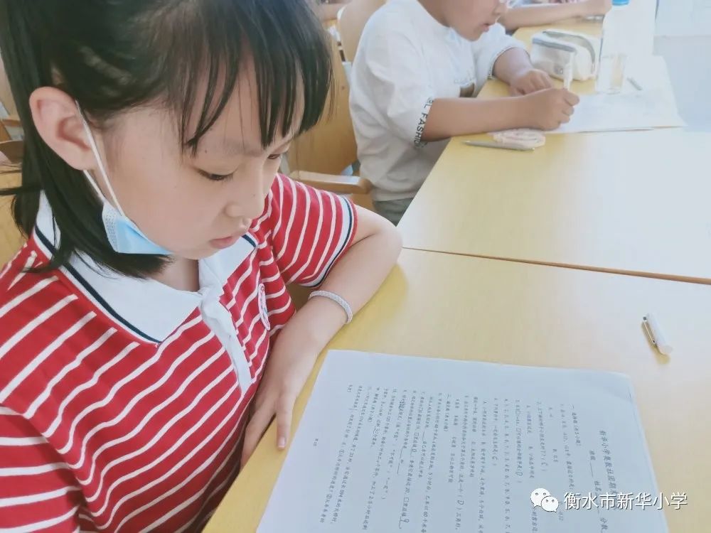 儿童学校兴趣小组,学校有三个兴趣小组共有学生180人