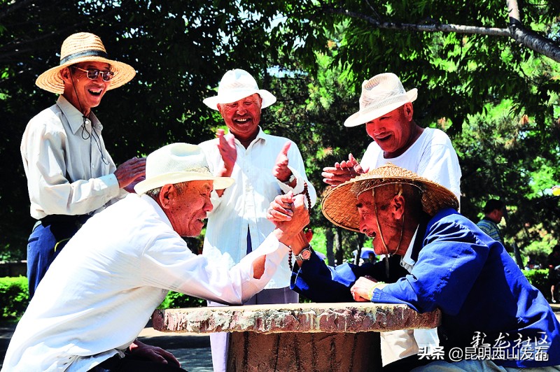 壮丽70年奋斗新时代微视频,壮丽70年奋斗新时代五分钟视频