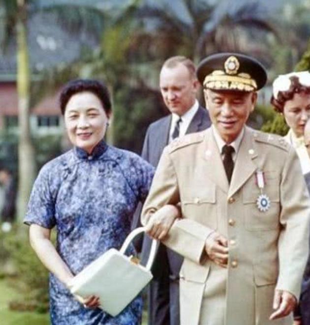 粟裕大将习武史：拿癞蛤蟆练习枪法，被国民*党**传言有三头六臂