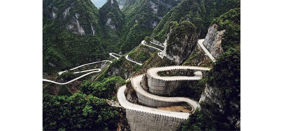 山路十八弯幼儿园颜料绘画图片,七拐八弯的山路怎么画