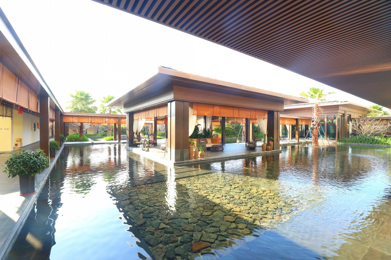 三亚自由行5天4晚亲子游攻略,寒假三亚5天4晚3人亲子游团购