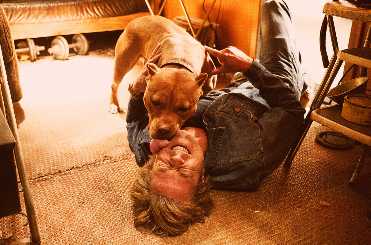 熟知昆汀每片必用的三个套路,轻松明白《好莱坞往事》的深刻内涵