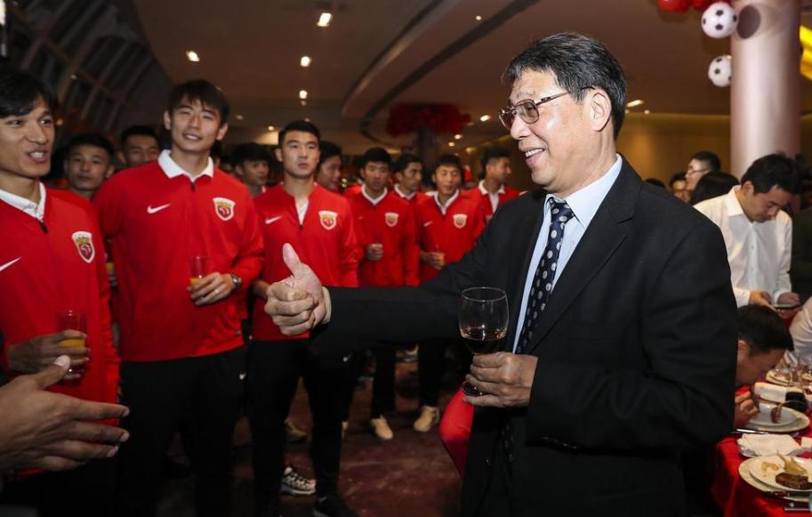 徐根宝上港夺冠发言,徐根宝武磊发言