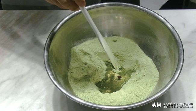 日销过万，上架就爆火的抹茶马卡龙，快跟日本西点大师学起来