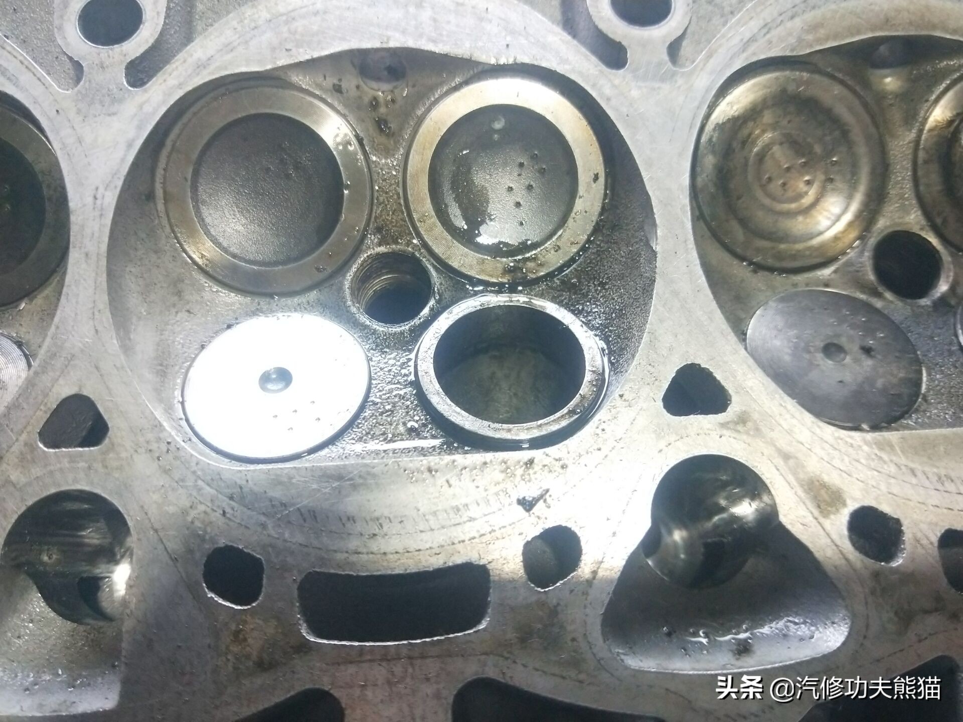 ea8882.0t夏朗烧机油,大众夏朗1.8t烧机油怎么样