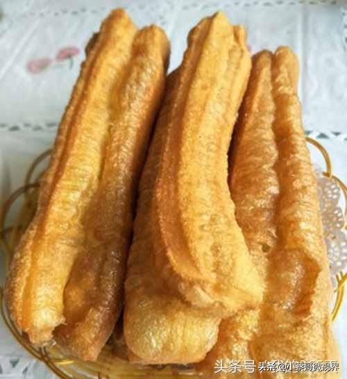 早餐油条摆摊制作方法完整教程,街边油条正宗做法和配方