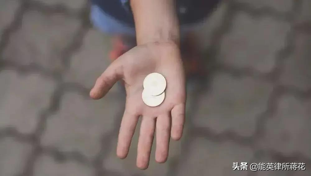 被打导致轻伤怎么量刑,被人打轻伤该怎么处理判多久