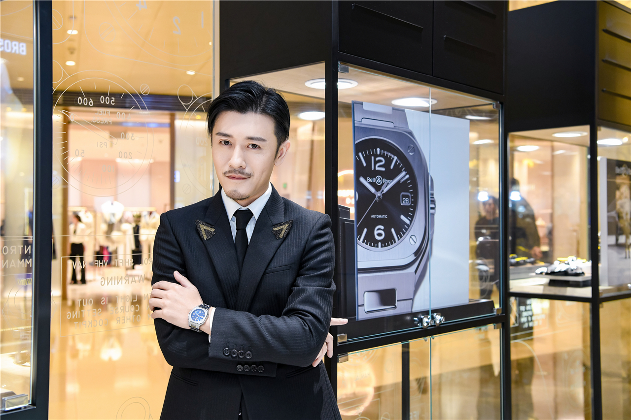 都市探险，柏莱仕手表国内第一家线下店开业有惊无险，好比微小说