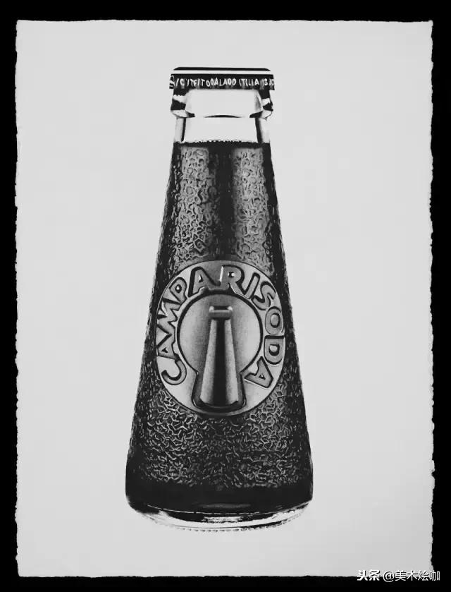 用1支针管笔点画了200小时，结果很惊人