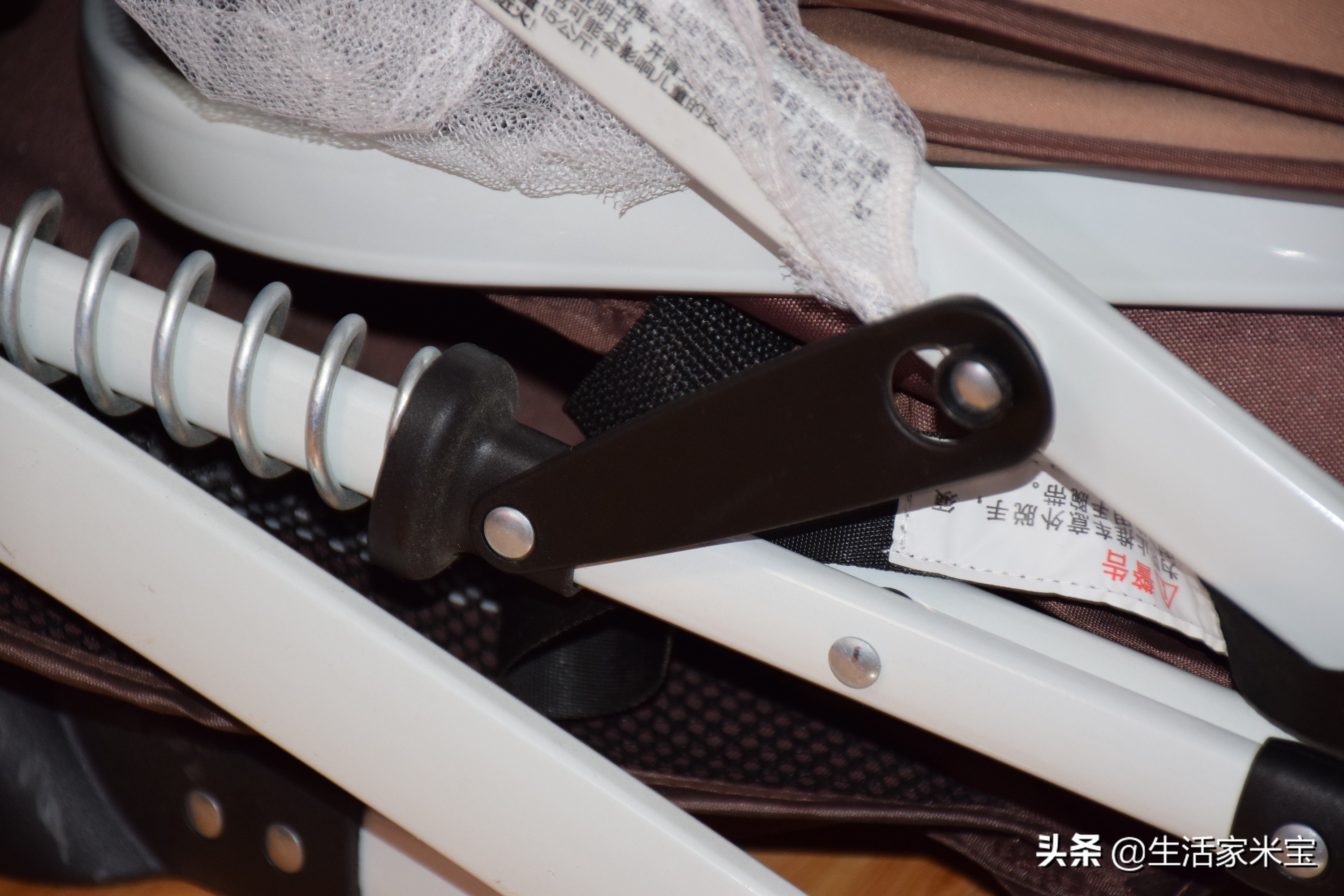 轻盈折叠小推车,实用折叠小推车