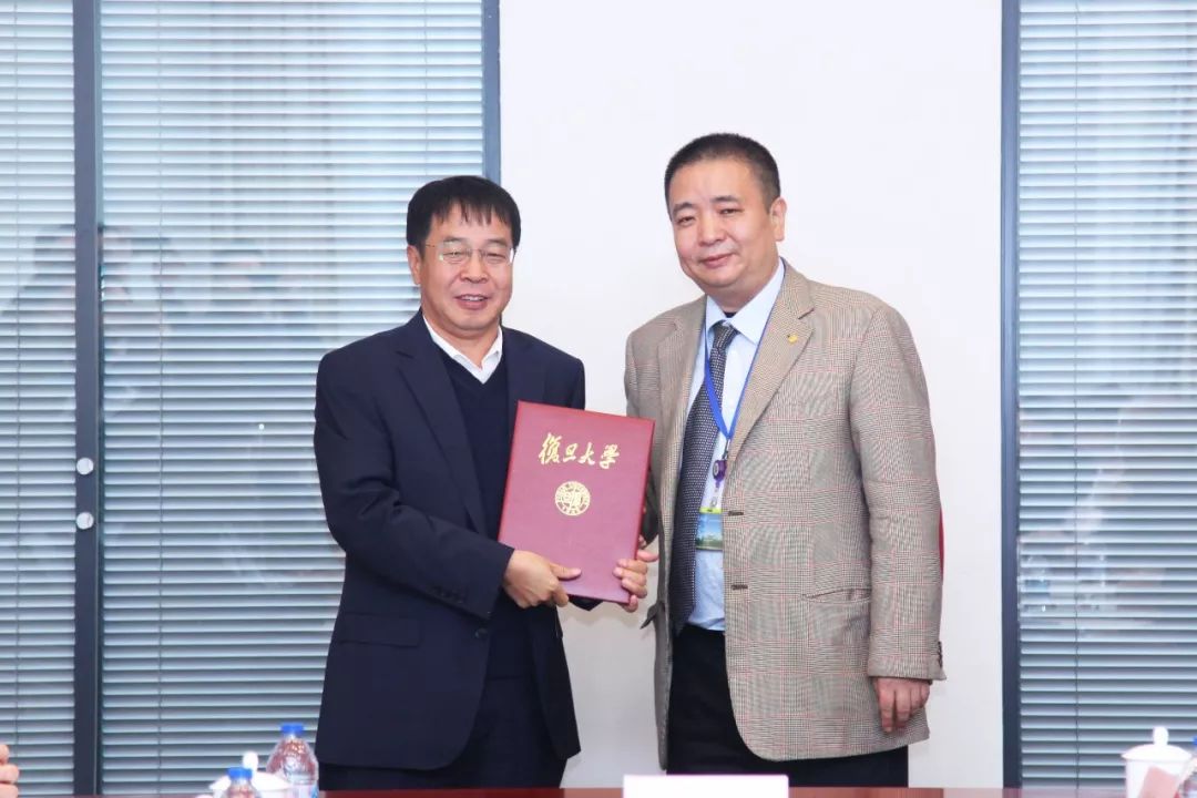 共建聚力！复旦大学-中国科学院苏州生物医学工程技术研究所战略合作协议签约仪式举行