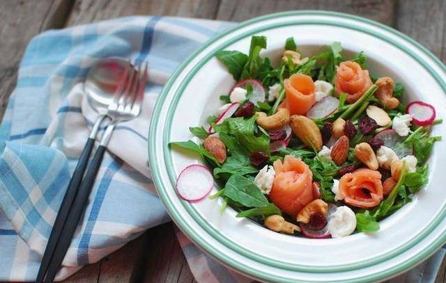 简单的减肥沙拉有哪些,什么沙拉又好吃又减肥