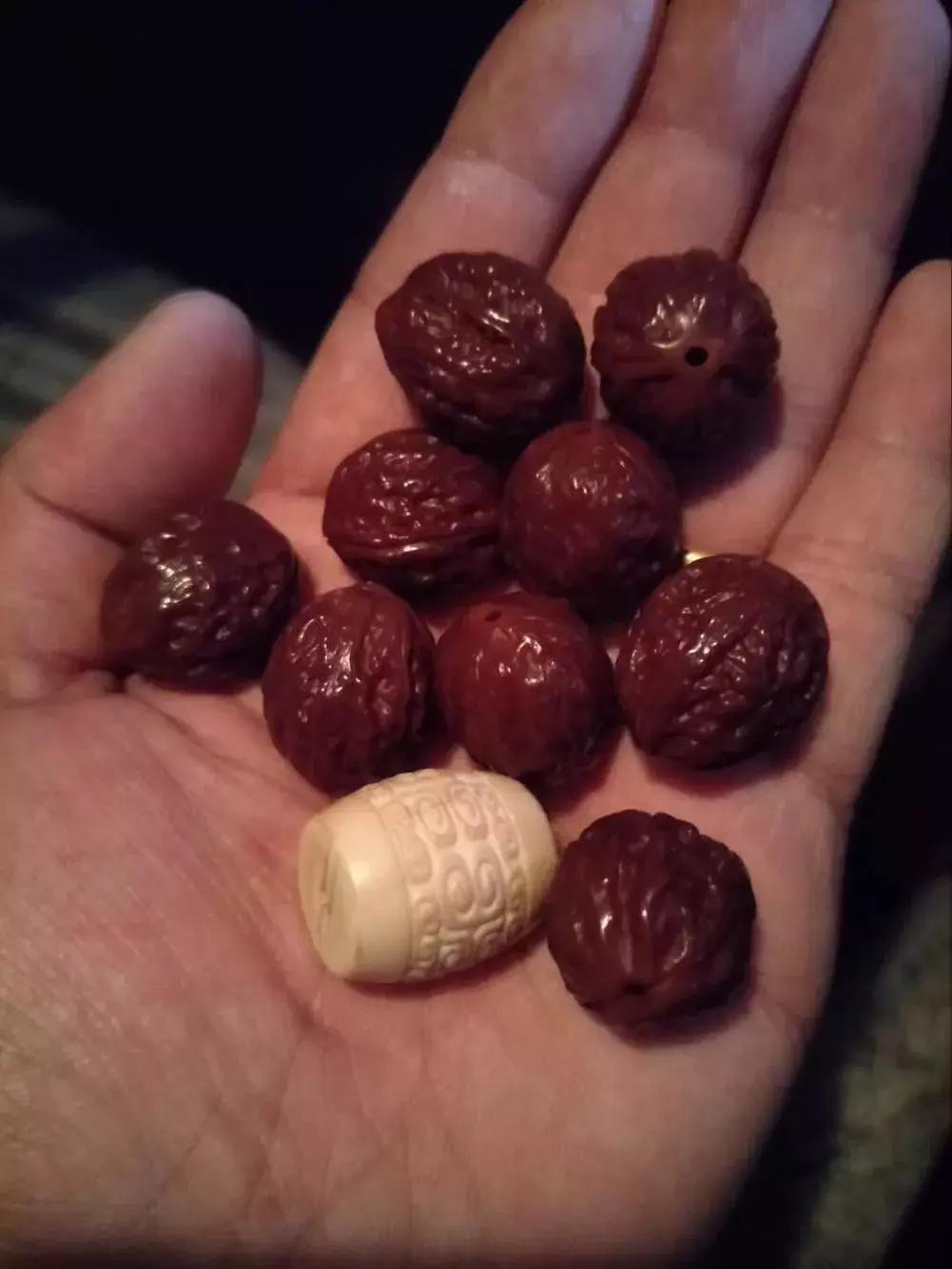 文玩核桃手串叫法和品种,文玩核桃手串小馒头品种怎么样