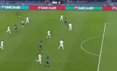 凌空抽射功夫足球,凌空抽射美学