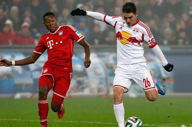 经典回顾拜仁12-13夺冠,经典比赛回顾巴萨4:0皇马