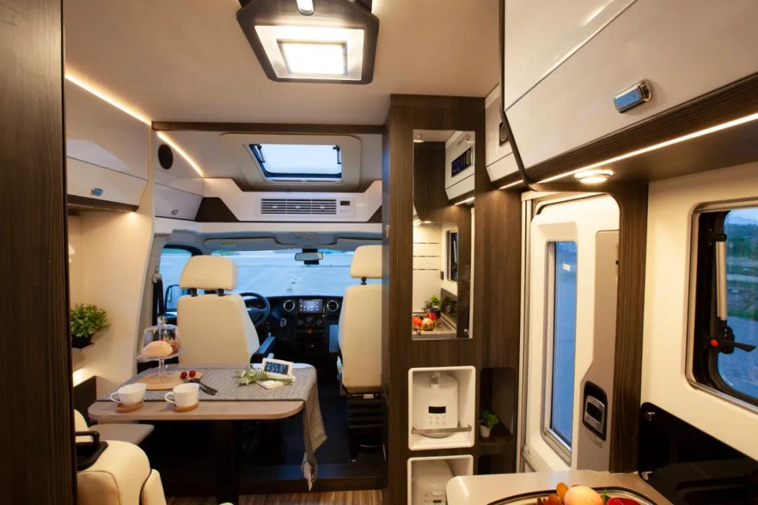 最新款小额头t型房车30万元,12款兼具颜值与性价比的房车