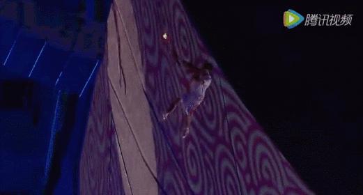 从被人质疑到蜕变的视频,从被人嘲笑到成为世界冠军