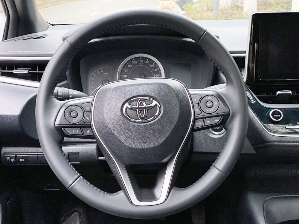 雷凌1.2t运动版车主空间测评,丰田雷凌1.2T开车效果怎么样