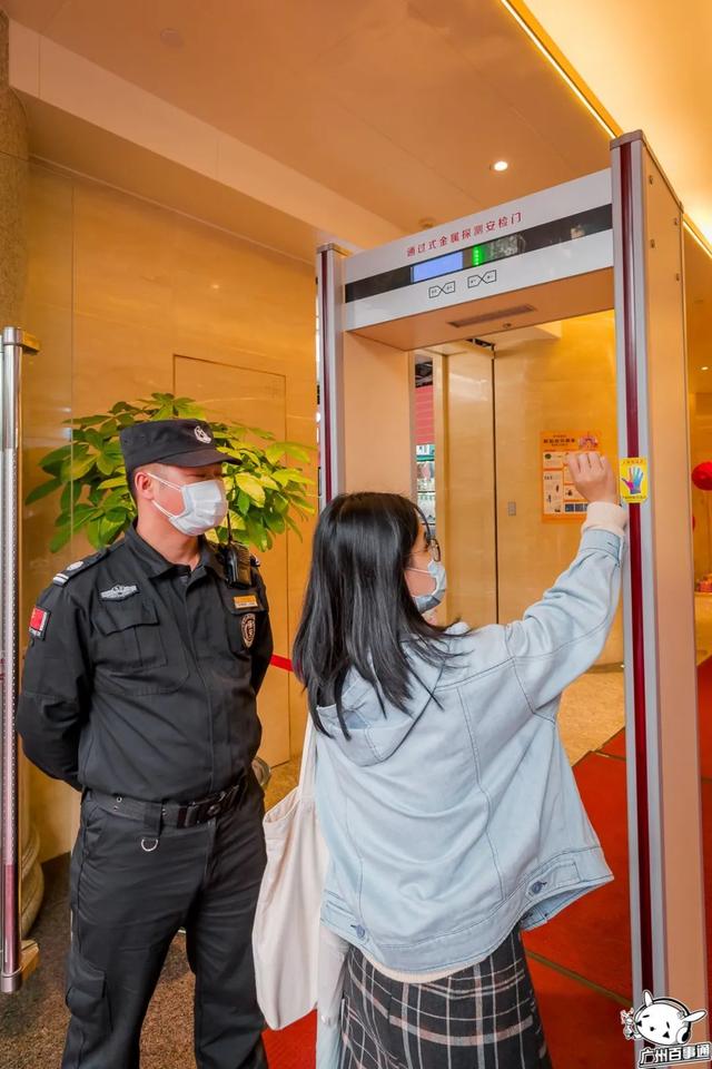 万菱广场复市!120万种商品工厂成本价,国际淘宝圣地回来了!