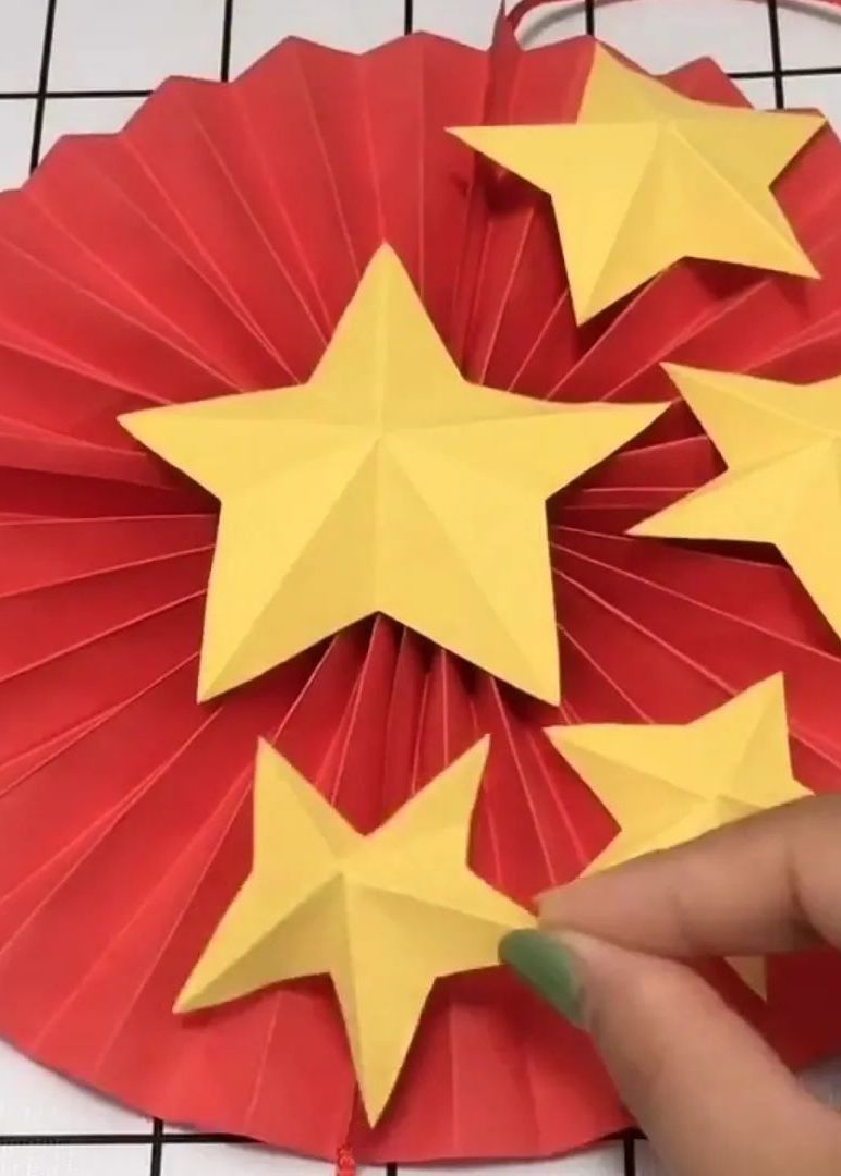 国庆节关于赞美祖国的手工制作,怎么用橡皮泥做关于祖国的手工