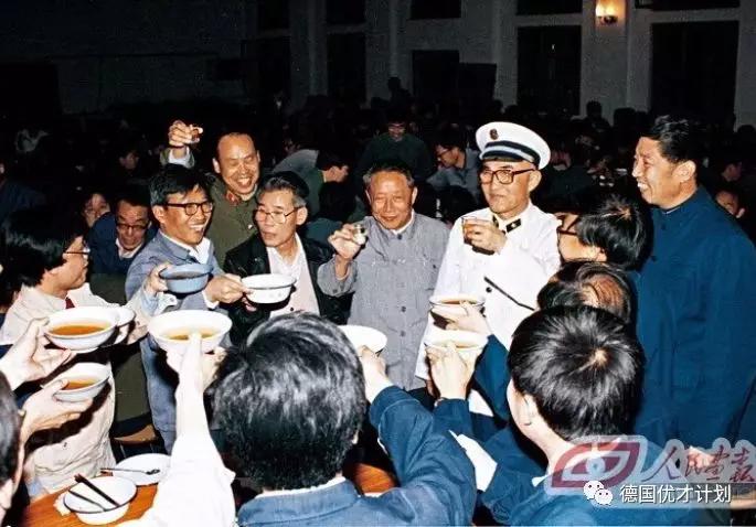 刚刚惊闻噩耗,刚刚噩耗传来