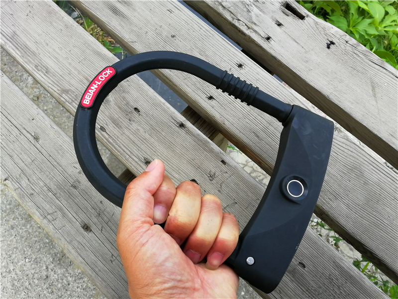 u型智能锁抗暴力测试,智能锁安全测评