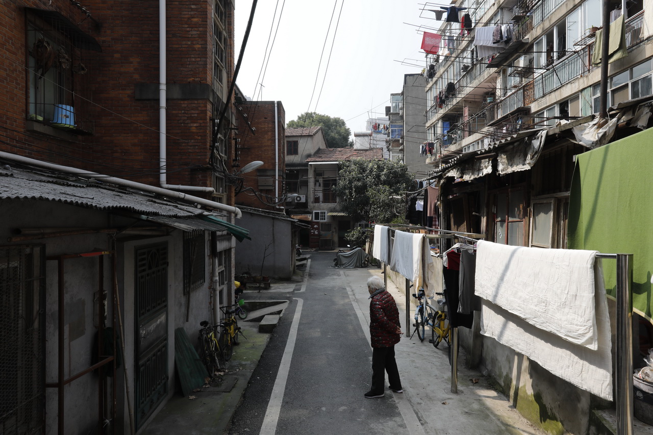 武汉大型灯泡厂,武汉灯泡厂档案