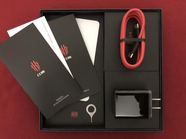 努比亚红魔3外屏,努比亚红魔3s外屏