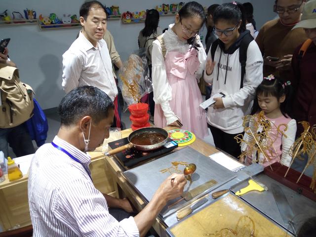 上海土著一日游,上海土著