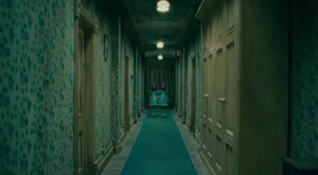 闪灵续集睡梦医生讲什么,经典恐怖电影闪灵